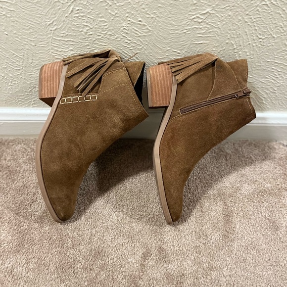 American Eagle Outfitters Womens Suede booties Size 9 - Picture 3 of 6